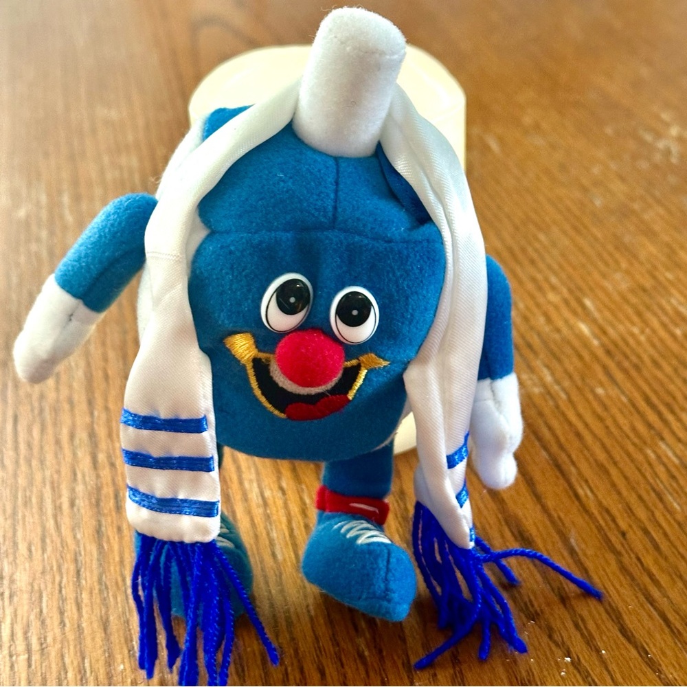 Vintage Aviv Judaica Plush Dreidel With Yarmulke And Tallit 1999